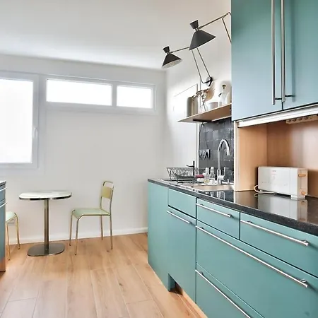 Apartment Superb 1br Flat On The Bois Blancs District