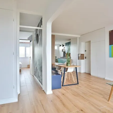 Superb 1br Flat On The Bois Blancs District Apartment *