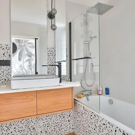 Superb 1br Flat On The Bois Blancs District Lille